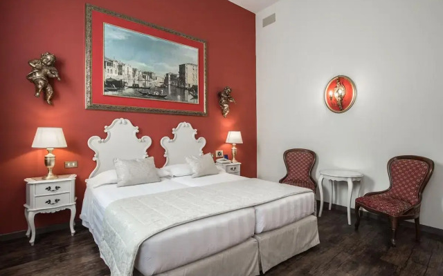 Amadeus Hotel