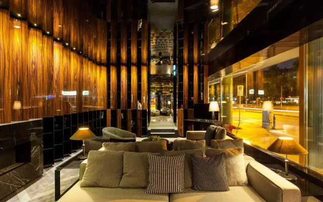 Quentin Boutique Hotel