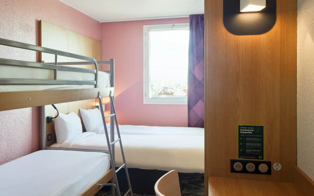 B&B HOTEL Paris Porte de la Villette