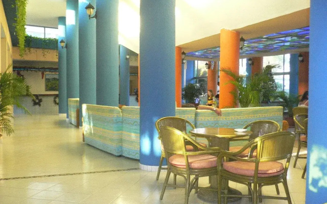 Gran Caribe Sun Beach