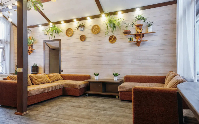 Gostevoi Dvor Snezhinka Hotel
