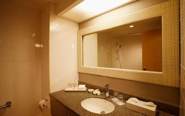 Ramada by Wyndham Phuket Southsea (SHA Extra Plus)