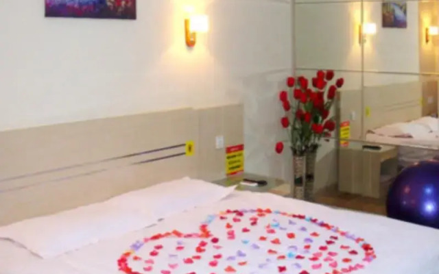 Super 8 Hotel Zhenjiang Jiangsu University Xue Fu