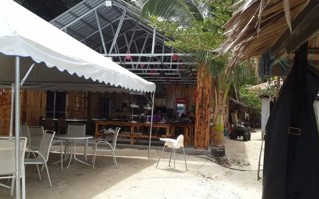 Kapas Coral Beach Resort