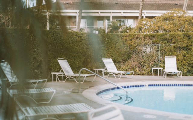 Plantation Hale Suites