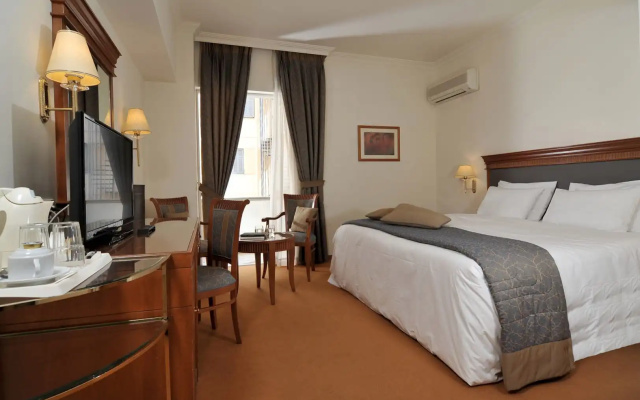 Superior Double room (full double bed)