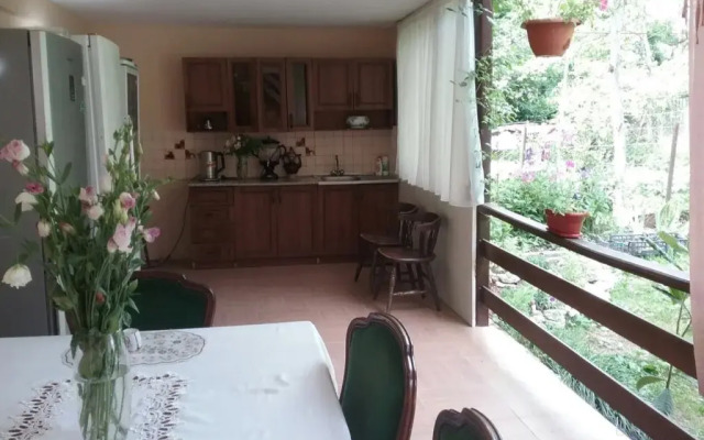 Na 4 Marta 6 Guest House