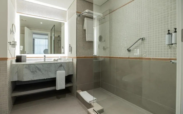 Beach Rotana Hotel - All Suites