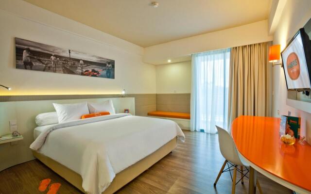 HARRIS Hotel Seminyak Bali