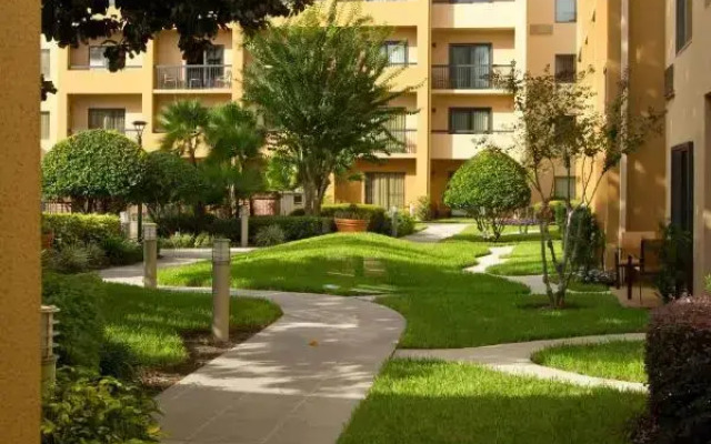 Courtyard by Marriott Orlando International Dr / Conv Cntr