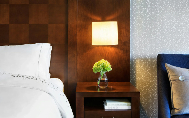 Renaissance Seattle Hotel