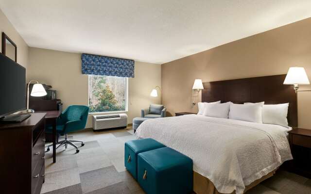 Hampton Inn & Suites Atlanta Airport West/Camp Creek Pkwy