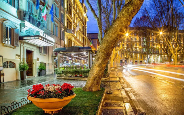 Отель Alexandra