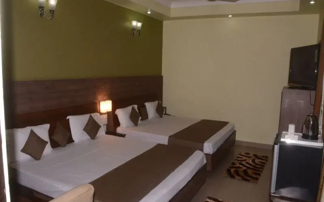 Hotel Dolphin