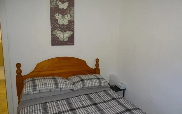 Rickaty Lodge Bed & Breakfast Guesthouse