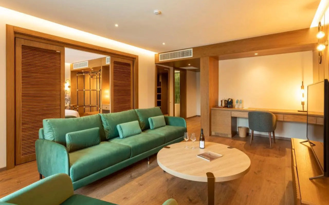 Lopota Lake Resort & Spa