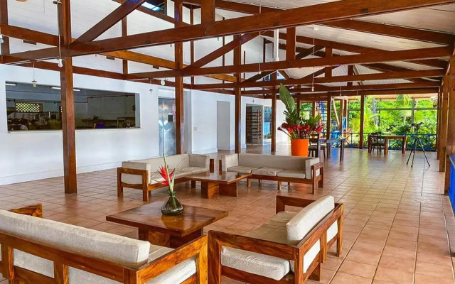 Tortuga Lodge