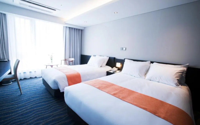 Gloucester Hotel and Resorts