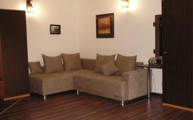 Furnished rooms "Robinson"