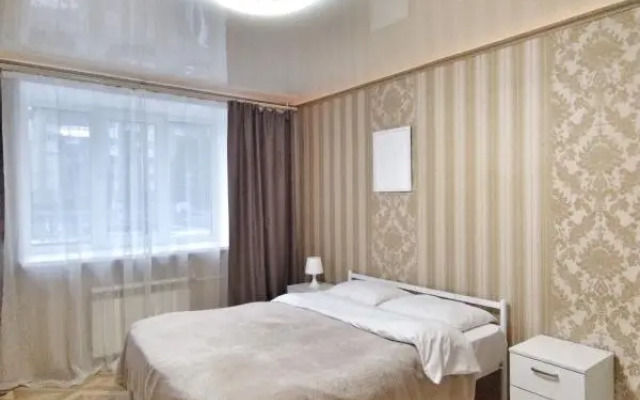 На сутки 51 на улице Карла Либкнехта 42