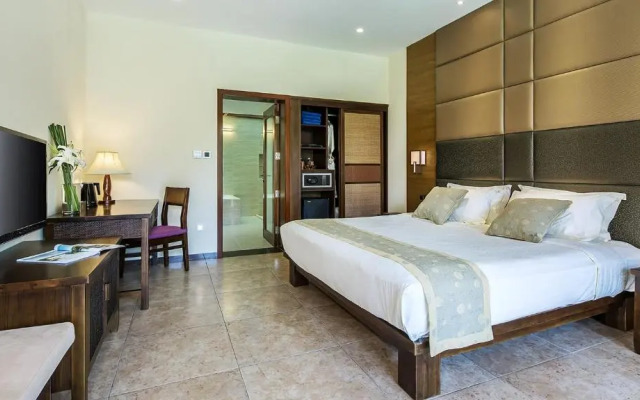 Yalong Bay Villas & Spa