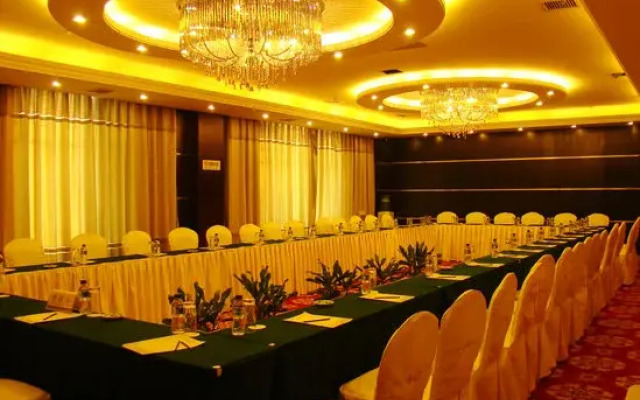 Yujing Garden Holiday Hotel