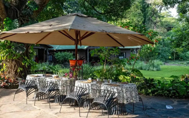 Mount Meru Game Lodge