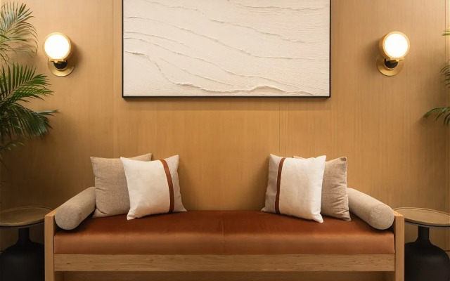 Aura Hotel Times Square