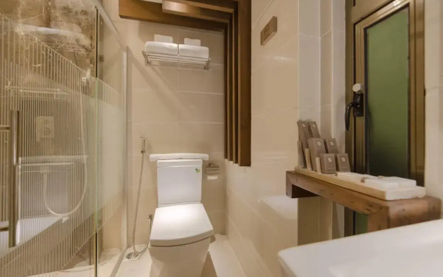 Ocean Grand at Hulhumale Hotel