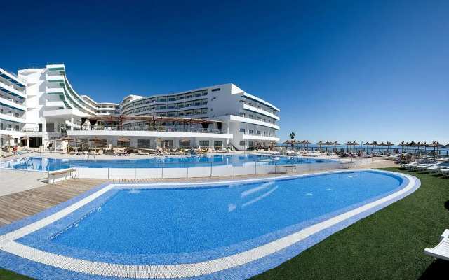 Apartamentos Gema Aguamarina Golf