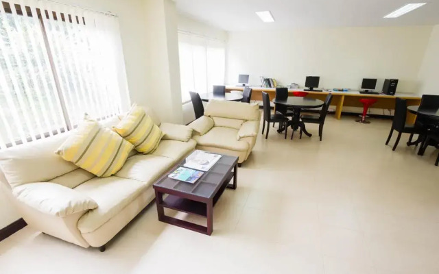 Mook Samui International Hostel