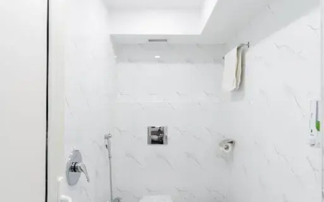 7 days hotel