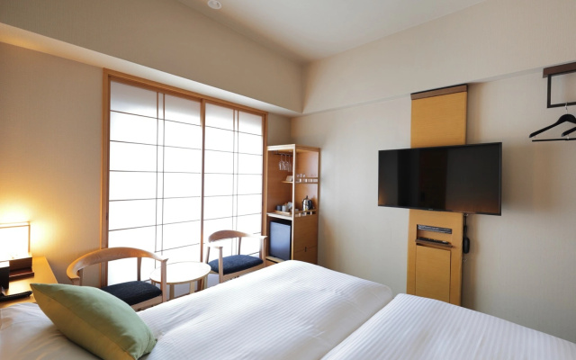 Standard (no desk) Twin room (트윈 침대 2개) 사진 2