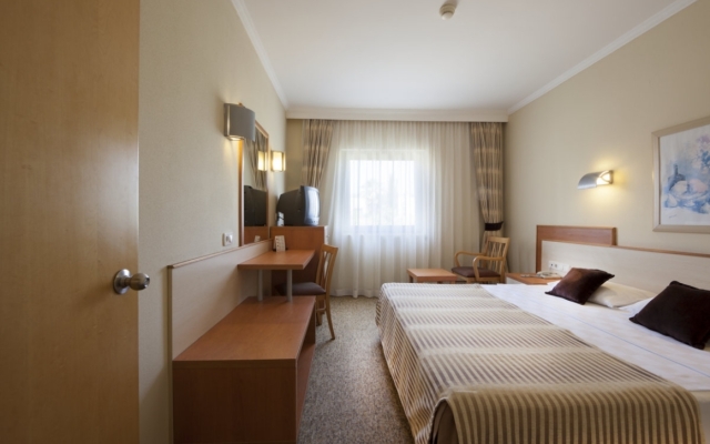 TT Hotels Pegasos World