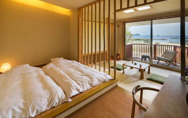 Ryokan pebble Takashima