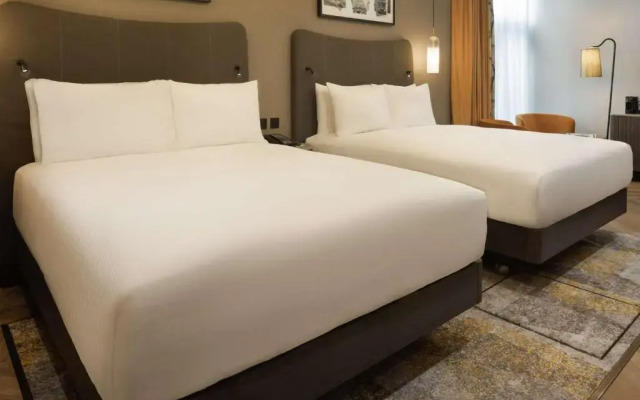 DoubleTree by Hilton London Victoria