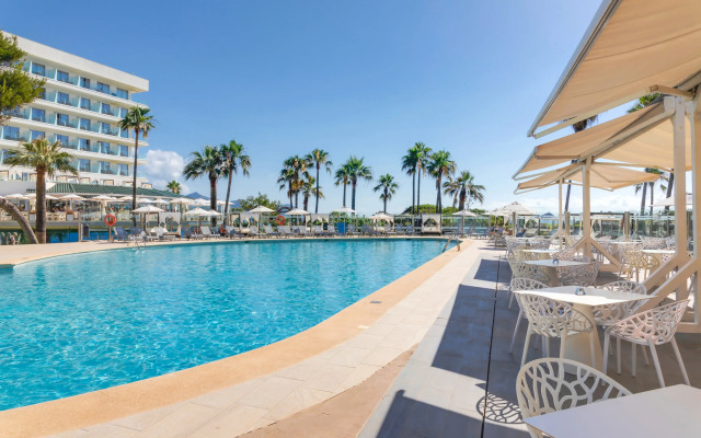 Playa Esperanza Resort