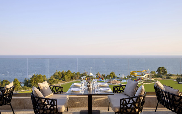 Ajul Luxury Hotel & Spa Resort, a Registry Collection Hotel
