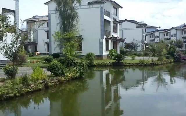 Yunshangsiji Fairyland Hotel of Tengchong Jadeite