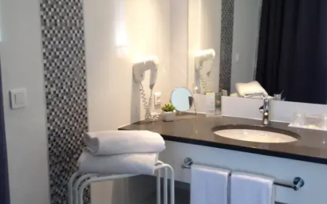 Val Baussenc, The Originals Relais