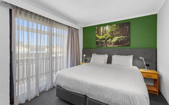 Apollo Bay Motel & Apartments