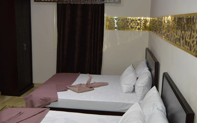 Comfort Pyramids inn