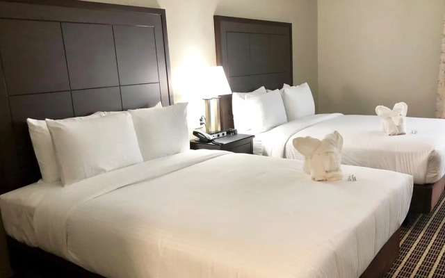 Alexis Hotel & Banquets Dallas Park Central Galleria