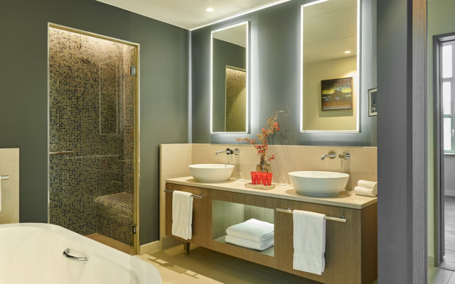 Intercontinental Lyon Hotel Dieu by IHG