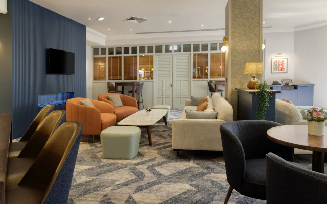 DoubleTree by Hilton Manchester Airport