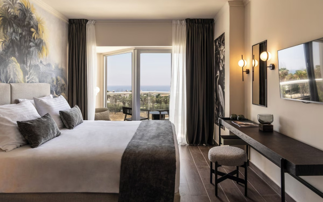 Cali Resort & Spa by Louis Hotels