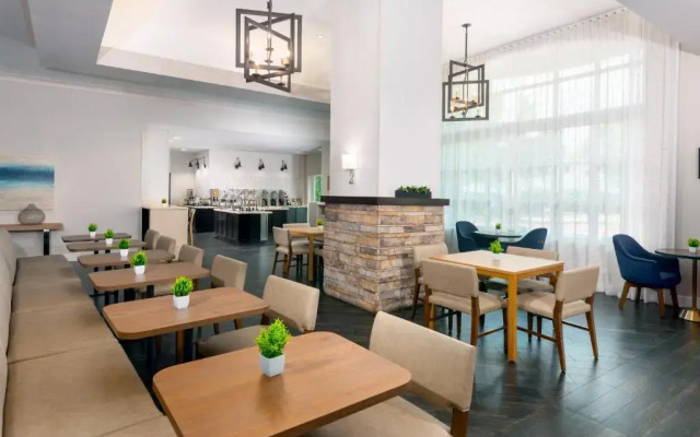 Staybridge Suites Miami Doral Area by IHG 