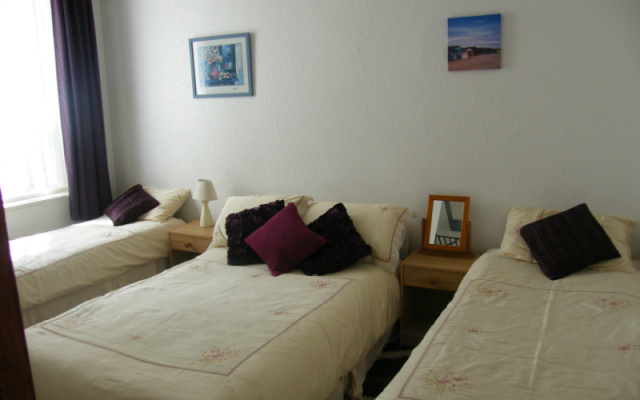 Alondra Hotel
