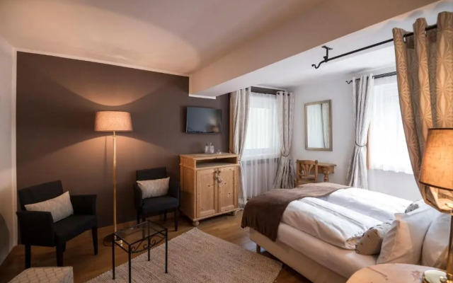 Alpstay — Chalet Hotel Hartmann
