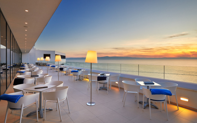 Medora Auri Family Beach Hotel